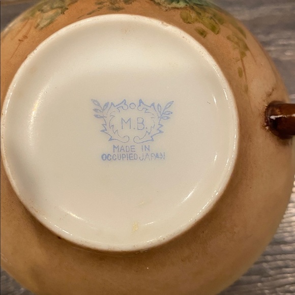 Floral Teacup and Saucer Set - Picture 7 of 11